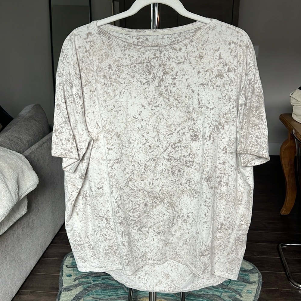 Lululemon Back In Action Short Sleeve Shirt